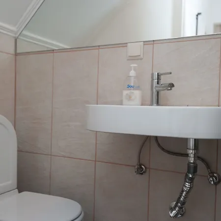 Shortstayflat Graca Apartment