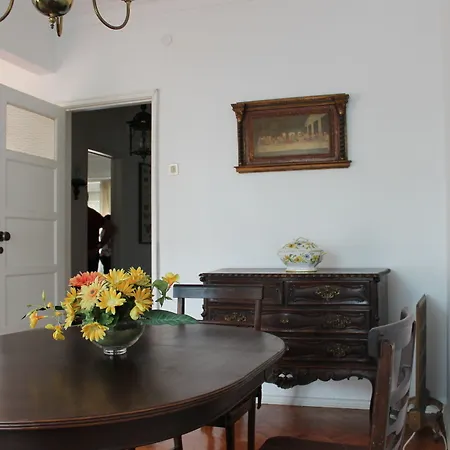Shortstayflat Graca Apartment